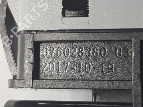 Tailgate handle PEUGEOT 208 I (CA_, CC_) 1.2 PureTech 82 | BP10628716C132 