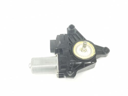 Used Right rear window motor MERCEDES-BENZ B-CLASS Sports Tourer (W246, W242) B 180 CDI (246.200) (109 hp) 15584901