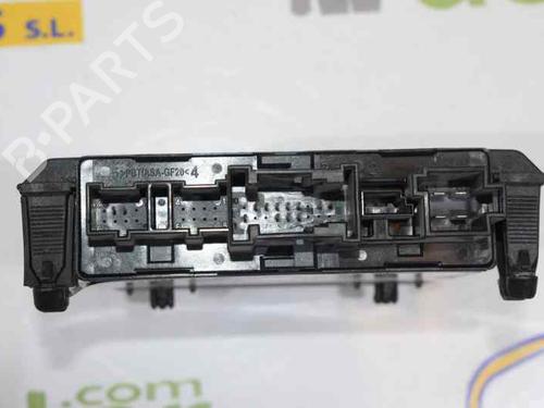 Other MERCEDES-BENZ C-CLASS (W203) C 220 CDI (203.008) | BP14120138O1 