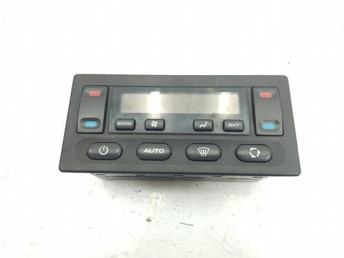 Used Climate control LAND ROVER DISCOVERY II (L318) 2.5 Td5 4x4 (139 hp) 9498061