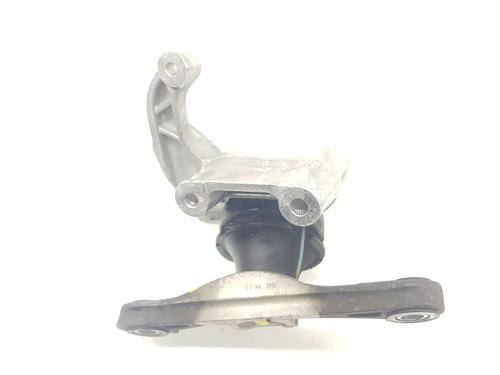 Used Engine mount VOLVO V40 Hatchback (525) D2 (120 hp) 16762917