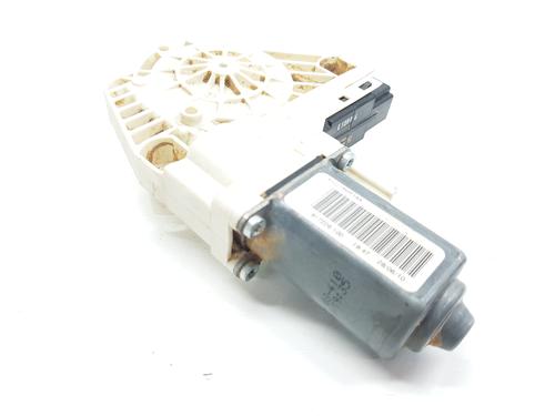 Left front window motor LAND ROVER DISCOVERY III (L319) 2.7 TD 4x4 | BP31344007E21