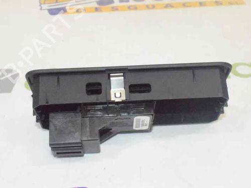 Right rear window switch LAND ROVER DISCOVERY III (L319) 2.7 TD 4x4 | BP1364992I28 