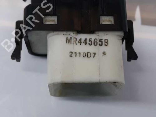 Right front window switch MITSUBISHI PAJERO III (V7_W, V6_W) 3.2 Di-D (V68W) | BP1327072I26 
