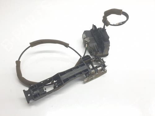 Rear left lock NISSAN NAVARA NP300 Pickup (D23, D23T) 2.3 dCi 4x4 (D231) 825014JK0A | 825014JK0A | CONECTOR DE 3 PINES |