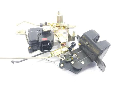 Tailgate lock HYUNDAI TUCSON (JM) 2.0 CRDi All-wheel Drive | BP16346664C101 