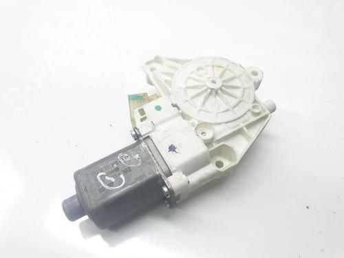 Portierruitmotor rechtsvoor MERCEDES-BENZ M-CLASS (W164) ML 320 CDI 4-matic (164.122) | BP17451624E20 