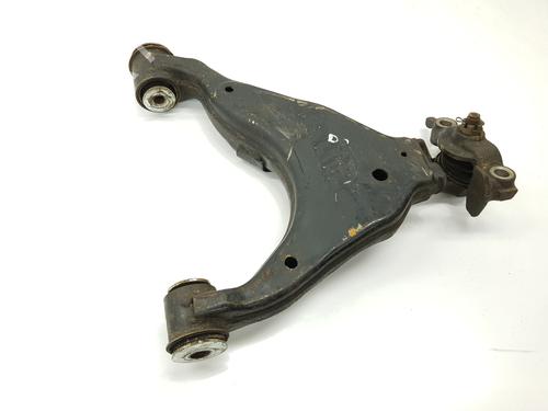 Used Right front suspension arm TOYOTA LAND CRUISER PRADO (_J12_) 3.0 D-4D (KDJ120, KDJ125, KDJ121) (173 hp) 24432745
