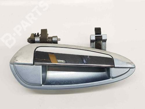 Used Front right exterior door handle Front right exterior door handle FIAT LINEA (323_, 110_) 1.3 D Multijet (323AXB11, 323AXB1A) (90 hp) 7178828 7178828