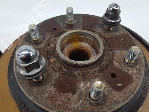 Left rear steering knuckle MITSUBISHI PAJERO III (V7_W, V6_W) 3.2 Di-D (V68W, V78W) | BP17956380M27 
