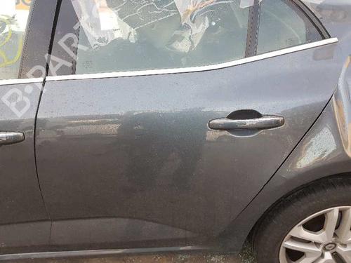Clignotant avant gauche RENAULT MEGANE IV Hatchback (B9A/M/N_) 1.5 dCi 110 (B9A3) | BP11378988C32 
