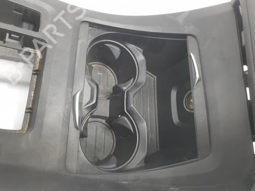 Armrest / Center console BMW X1 (F48) sDrive 18 d | BP22334688I20 