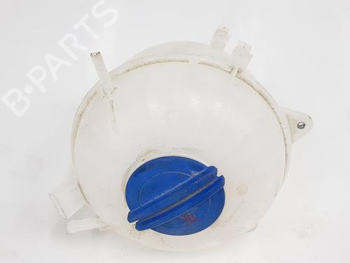 expansion-tank-man-tge-bus-2017-33215146 main image