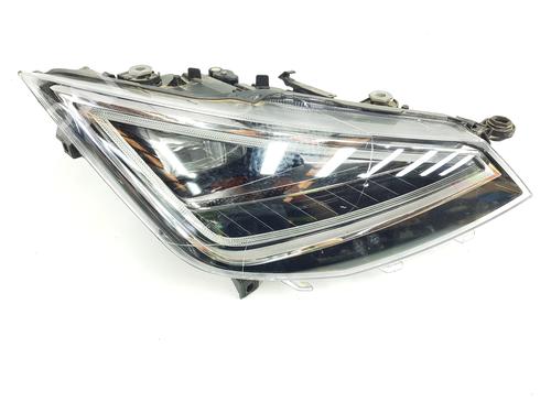 Used Right headlight SEAT ARONA (KJ7, KJP) [2017-2025]  27562608