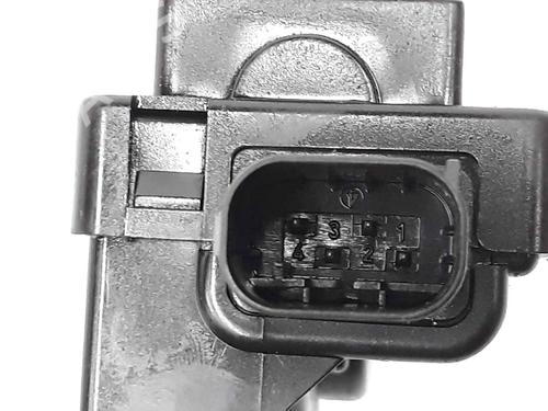Tailgate lock LAND ROVER RANGE ROVER SPORT I (L320) 2.7 D 4x4 | BP5806776C101 