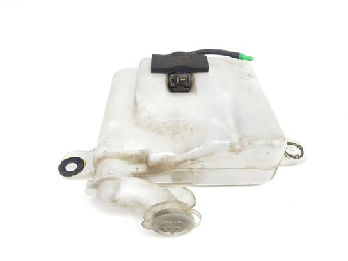 windscreen-washer-tank-toyota-land-cruiser-90-_j9_-1995-1996-1997-1998-1999-2000-2001-2002-2003-32293101 main image