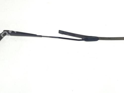 Used Front windshield wiper arm Front windshield wiper arm BMW 1 (F40) 118 d (150 hp) 40156889 40156889