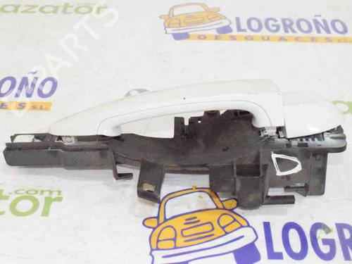 Maneta exterior delantera derecha BMW 1 (E81) 118 d (143 hp) 51217207530 | 51217207530 | BLANCA |