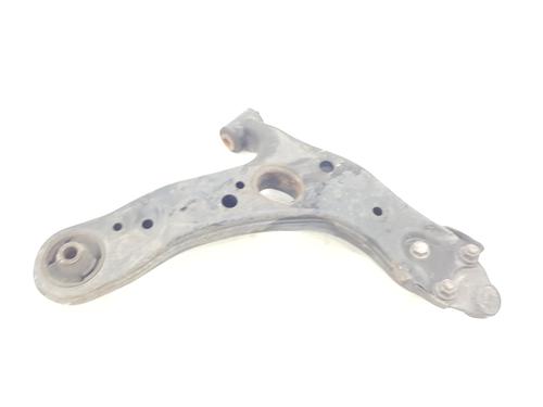 Used Left front suspension arm TOYOTA VERSO (_R2_) 1.6 D4-D (WAR20_) (112 hp) 18570294