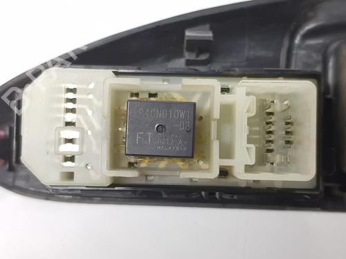 Right rear window switch TOYOTA LAND CRUISER PRADO (_J12_) 3.0 D-4D (KDJ120, KDJ125) | BP13546749I28 