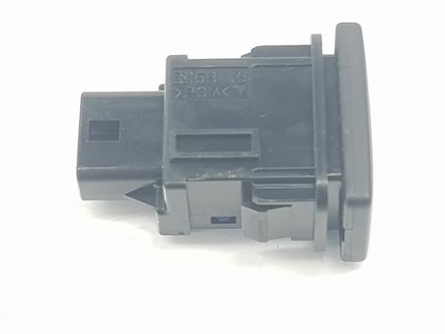 Switch TOYOTA HILUX VIII Pickup (_N1_) 2.8 TD 4WD (GUN126) | BP15083117I30 