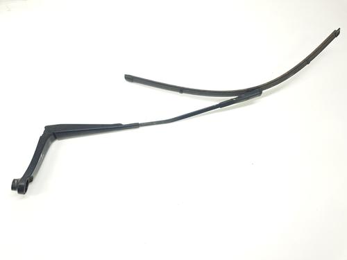 vindspejlsviskerarm-audi-q8-4mn-4mt-2018-33215327 main image