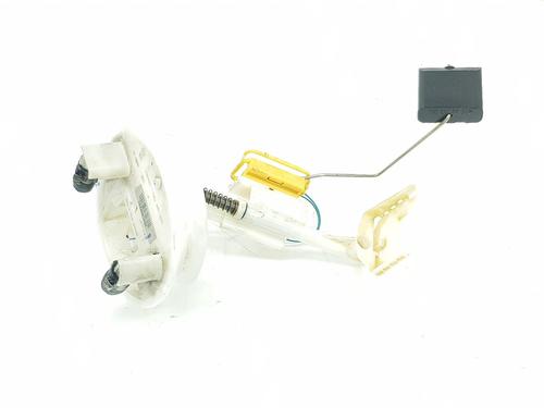 Used Fuel pump MERCEDES-BENZ C-CLASS Coupe (CL203) C 220 CDI (203.708) (150 hp) 3381350