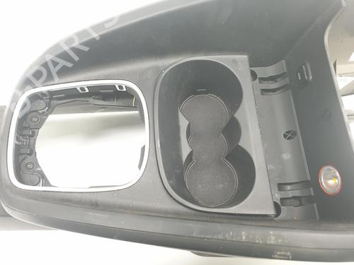 Middle console AUDI A1 (8X1, 8XK) 1.0 TFSI | BP17613139I22 