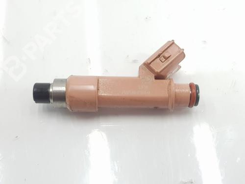 Used Injector Injector TOYOTA YARIS (_P13_) [2010-2020] 10976068 10976068