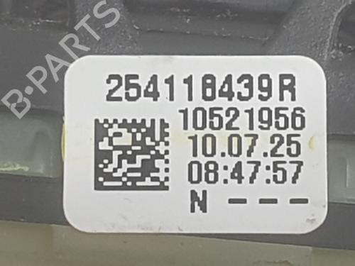Right front window switch DACIA SANDERO III 1.0 TCe 110 | BP34043436I26 - Image 4