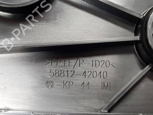 Armrest / Center console TOYOTA RAV 4 V (_A5_, _H5_) | BP40435696I20 - Image 3