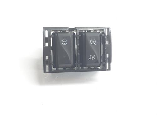 switch-opel-vivaro-b-bus-x82-2014-2015-2016-2017-2018-2019-36678144 main image