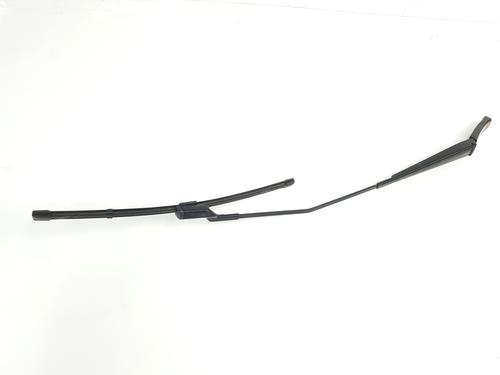 Front windshield wiper arm SEAT IBIZA V (KJ1, KJG) 1.0 MPi | BP28017761C143