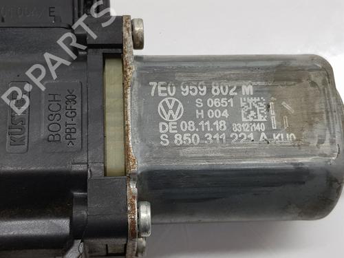 Right front window motor VW TRANSPORTER T6 / CARAVELLE T6 Bus (SGB, SGJ, SHB, SHJ)  | BP27879668E20 