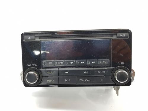 Used Radio MITSUBISHI ASX (GA_W_) 1.6 MIVEC (GA1W) (117 hp) 17432727