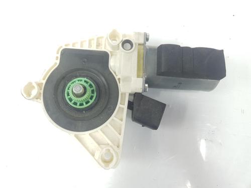 Right rear window motor MERCEDES-BENZ CLA Coupe (C117) CLA 200 CDI (117.301) | BP7205763E22 