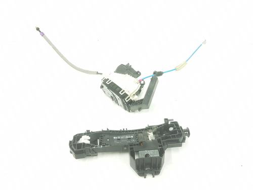 Cerradura puerta trasera izquierda MERCEDES-BENZ CLA Coupe (C117) CLA 200 CDI (117.301) (136 hp) 8329387