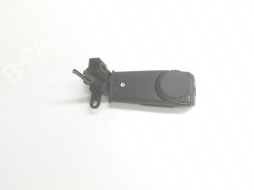 Used Steering wheel controls Steering wheel controls DACIA DUSTER (PYM_, PYN_) 1.2 TCe 130 (131 hp) 34698748 34698748