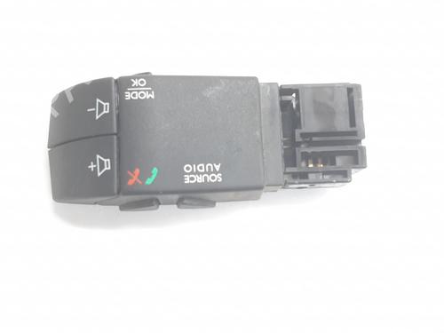 Steering wheel controls RENAULT TRAFIC III Van (FG_)  | BP29409255E15 