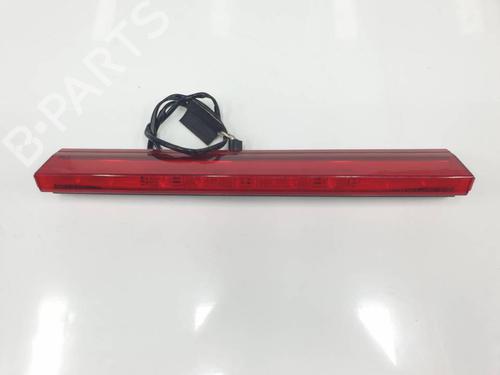 Used Rear center light Rear center light 39192048 39192048