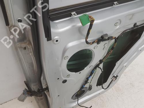 Right rear door LAND ROVER DISCOVERY III (L319) 2.7 TD 4x4 | BP8049730C5 