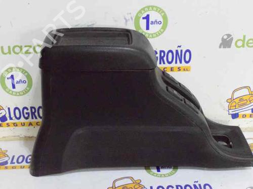 Armrest / Center console LAND ROVER FREELANDER I (L314) 2.0 Td4 4x4 | BP7153001I20 