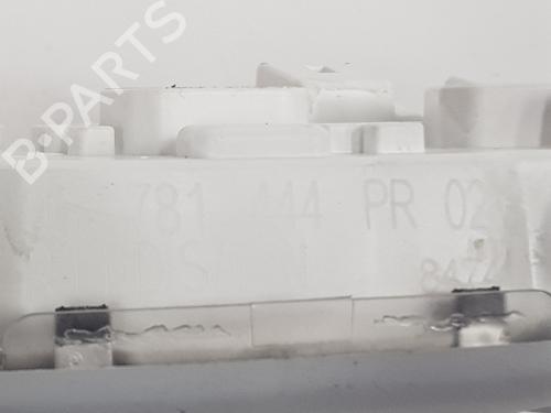 Interior roof light PEUGEOT 2008 I (CU_) 1.5 BlueHDI 120 | BP29755289I8 
