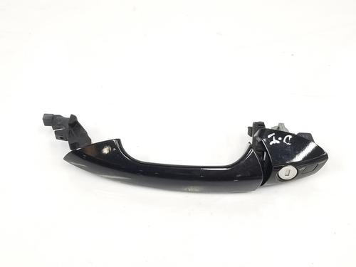 Used Front left exterior door handle MERCEDES-BENZ C-CLASS (W204) C 200 CDI (204.007, 204.006) (136 hp) 9093581