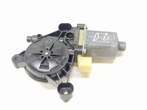 Used Right front window motor Right front window motor VW GOLF VII (5G1, BQ1, BE1, BE2) 2.0 GTI (220 hp) 39623860 39623860
