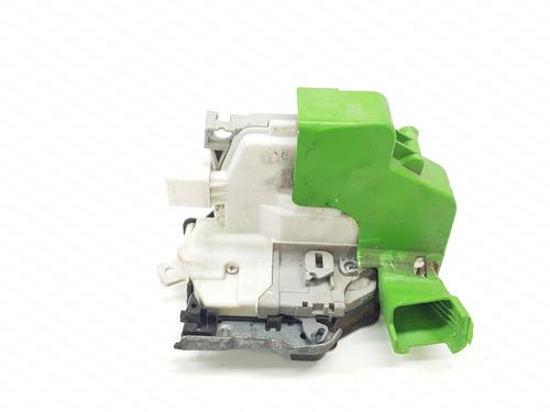 Used Front left lock AUDI A1 Sportback (8XA, 8XF) [2011-2019]  27716172