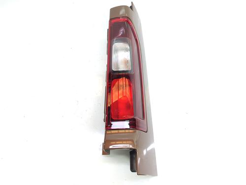 Fanale posteriore destro RENAULT TRAFIC III Bus (JG_) 1.6 dCi 125 (JGMH) (125 hp) 10228736