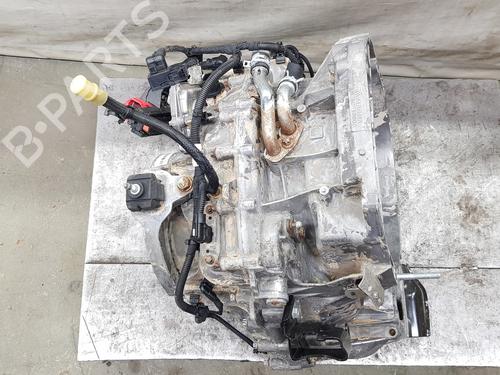 Caja de cambios Caja de cambios RENAULT ARKANA I (LCM_, LDN_) 1.3 TCe 140 (LDN0) (140 hp) 35789556 35789556