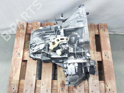 Used Gearbox PEUGEOT 407 (6D_) 2.0 (6DRFNB, 6DRFNE) (136 hp) 32283989