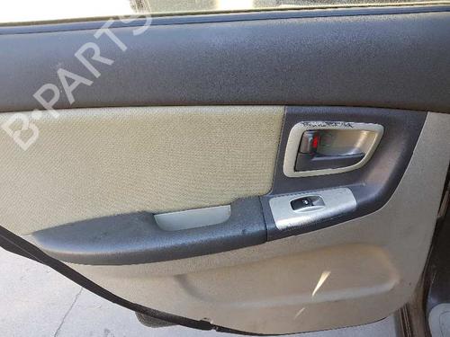 Left front fog light KIA CERATO I Hatchback (LD) 2.0 CRDi | BP2832342C30 